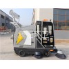 TY-2300型电动驾驶式扫地车